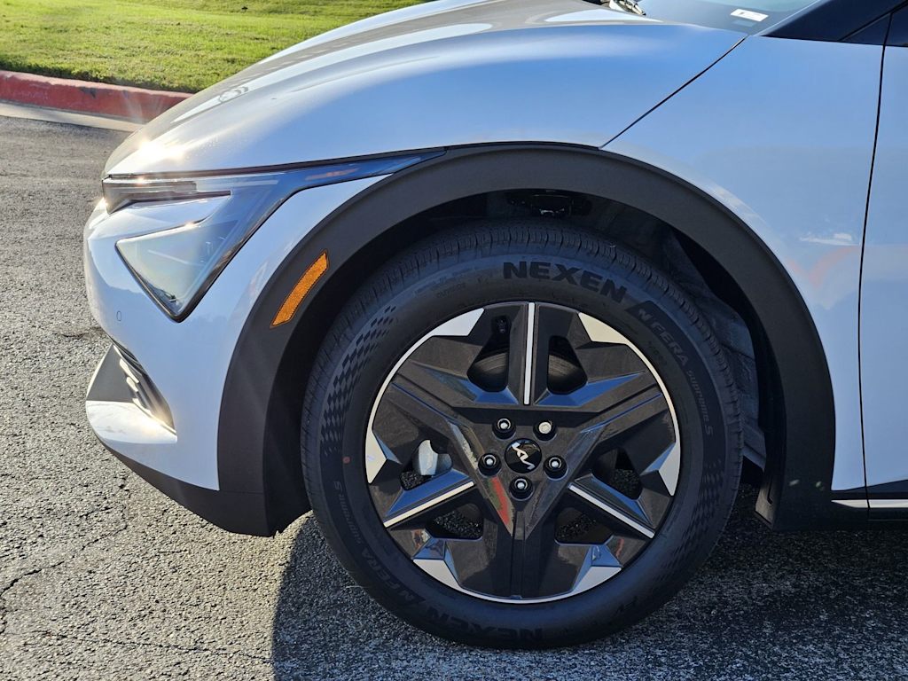 Thumbnail: 2026 Kia EV6 - 5