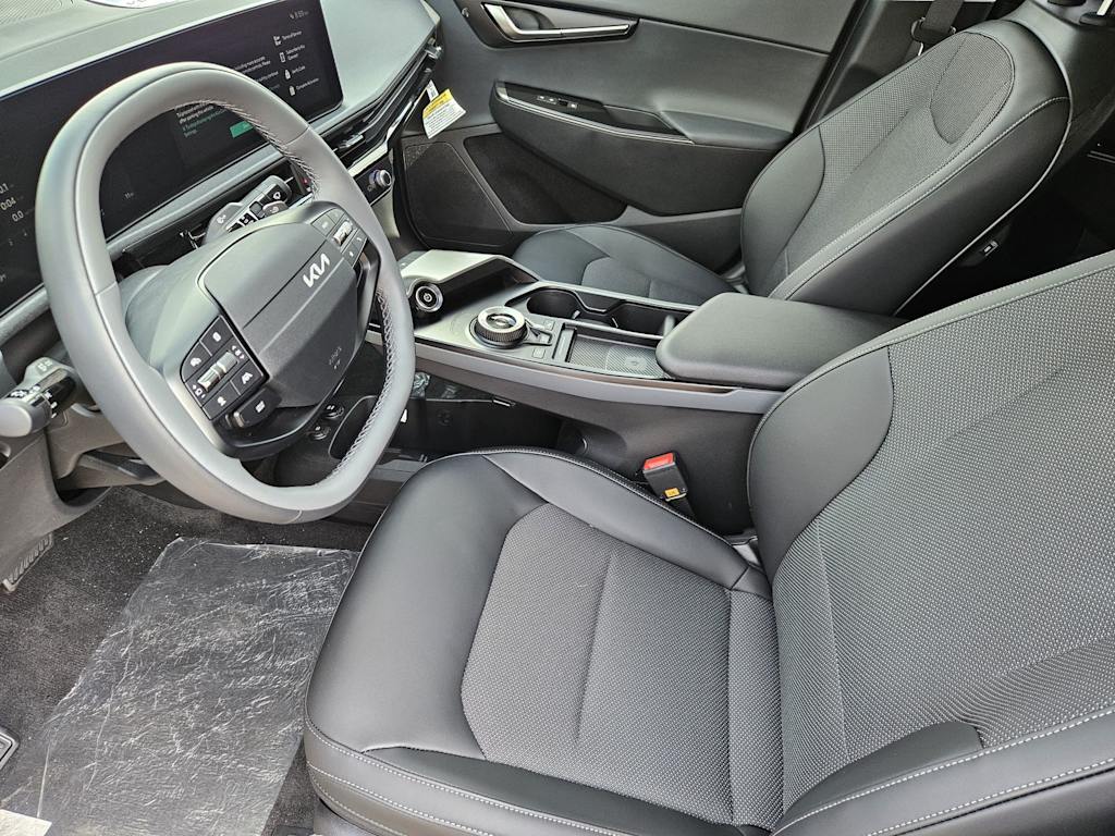 Thumbnail: 2026 Kia EV6 - 7