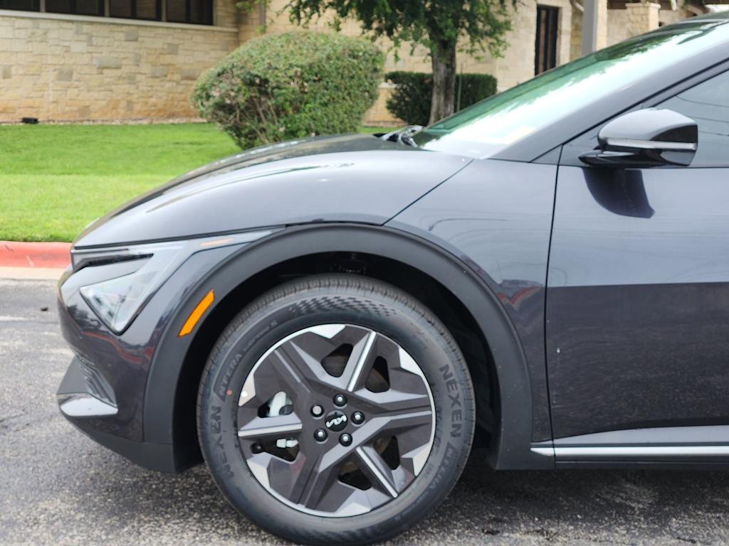 Thumbnail: 2026 Kia EV6 - 4