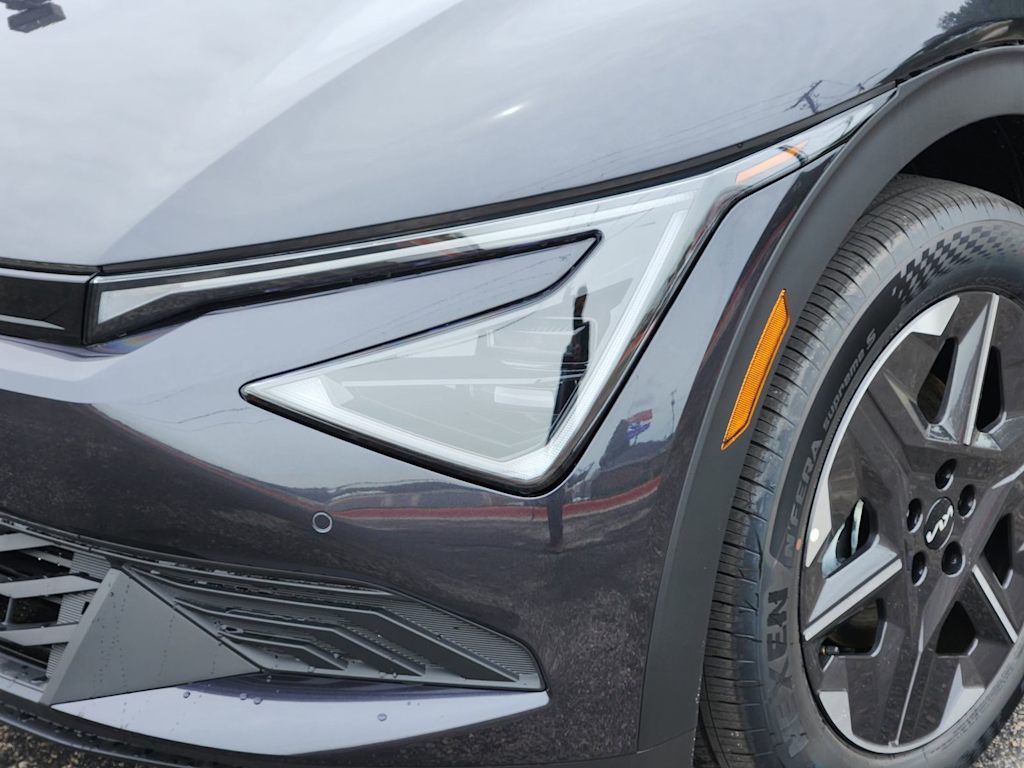 Thumbnail: 2026 Kia EV6 - 18