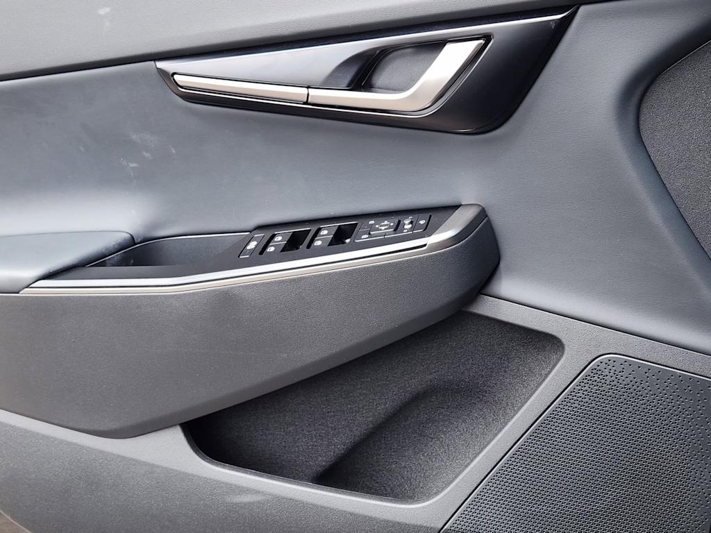 Thumbnail: 2026 Kia EV6 - 27