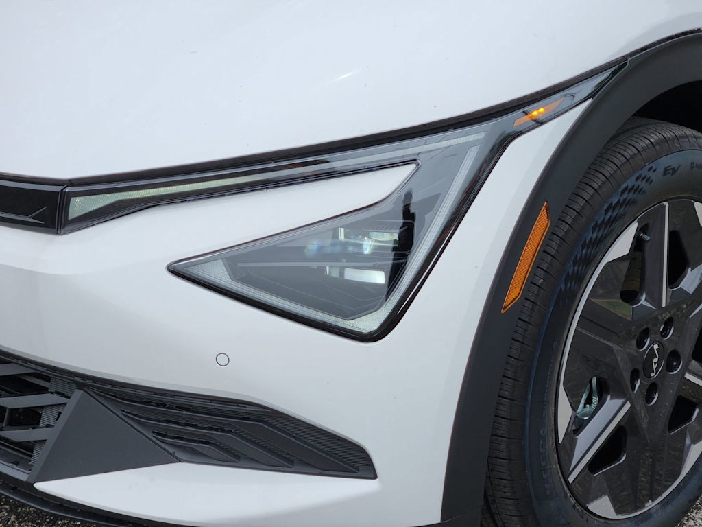 Thumbnail: 2026 Kia EV6 - 18