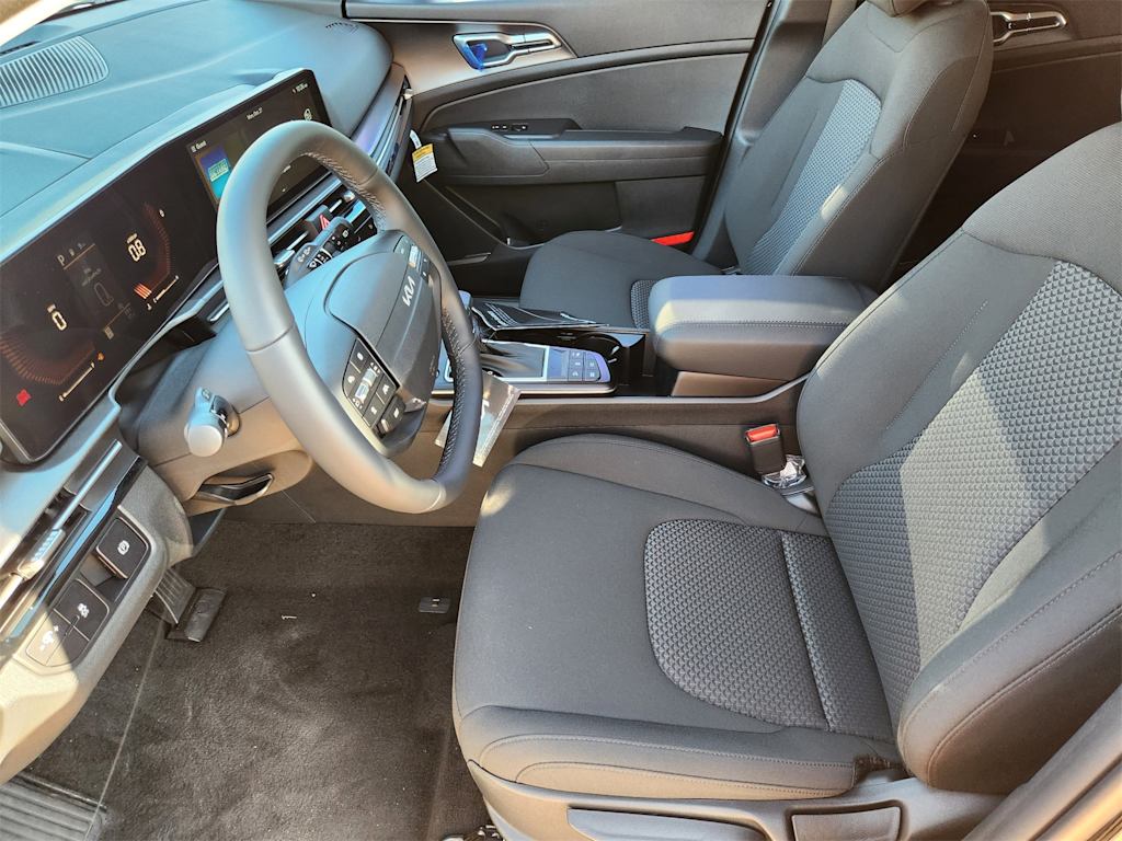 Thumbnail: 2026 Kia Sportage - 8