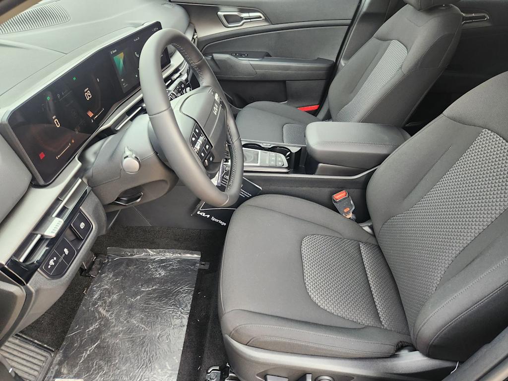 Thumbnail: 2026 Kia Sportage - 9