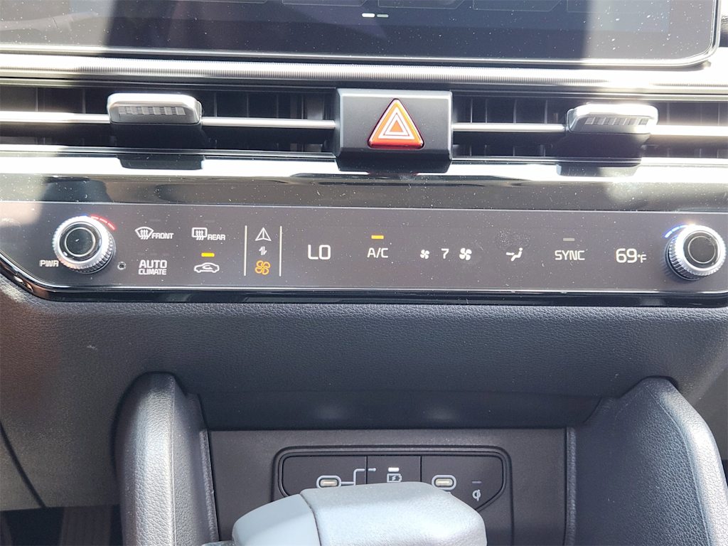 Thumbnail: 2026 Kia Sportage - 22