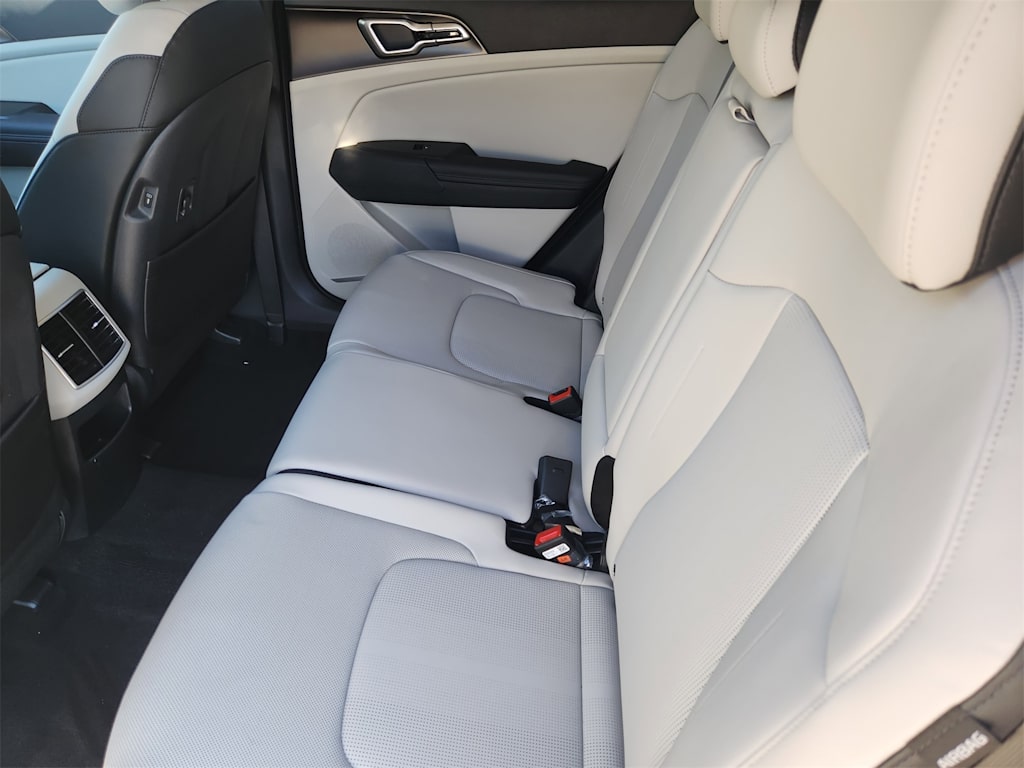 Thumbnail: 2026 Kia Sportage - 10