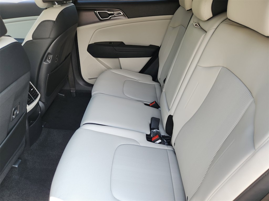 Thumbnail: 2026 Kia Sportage - 10