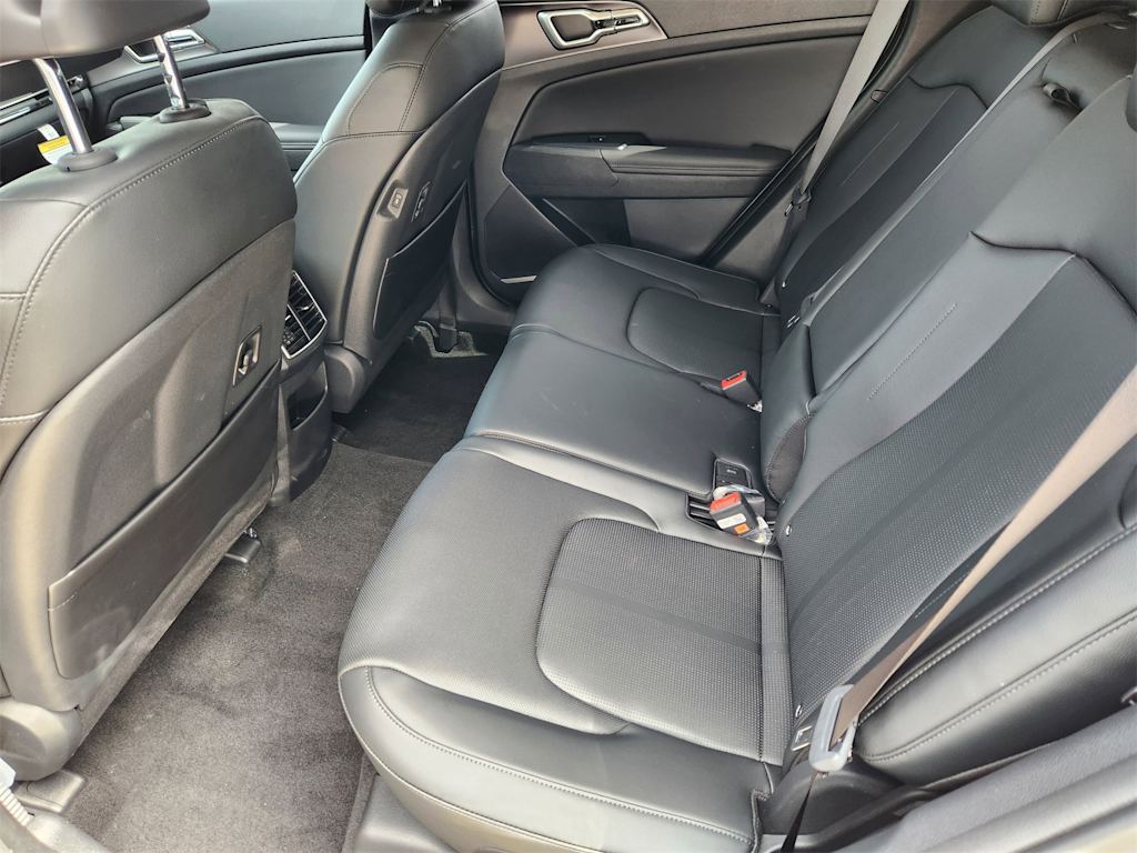 Thumbnail: 2026 Kia Sportage - 10