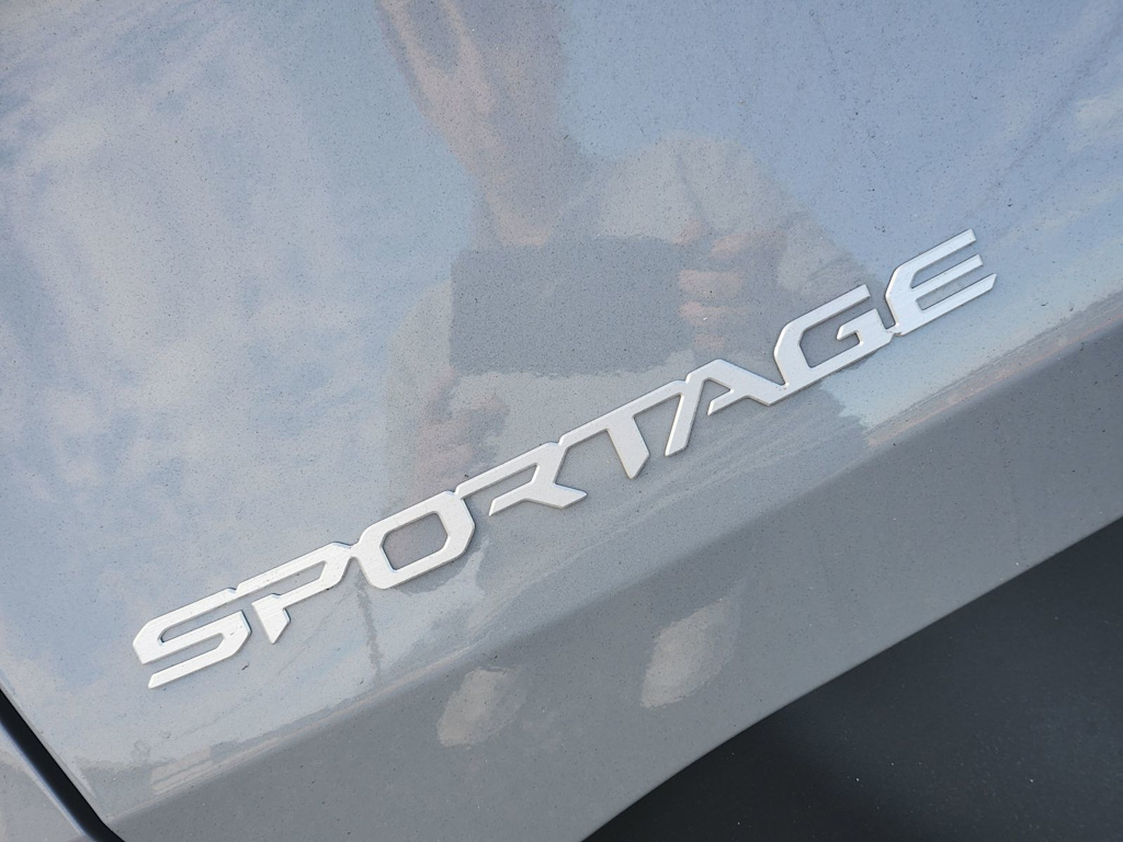 Thumbnail: 2026 Kia Sportage - 5