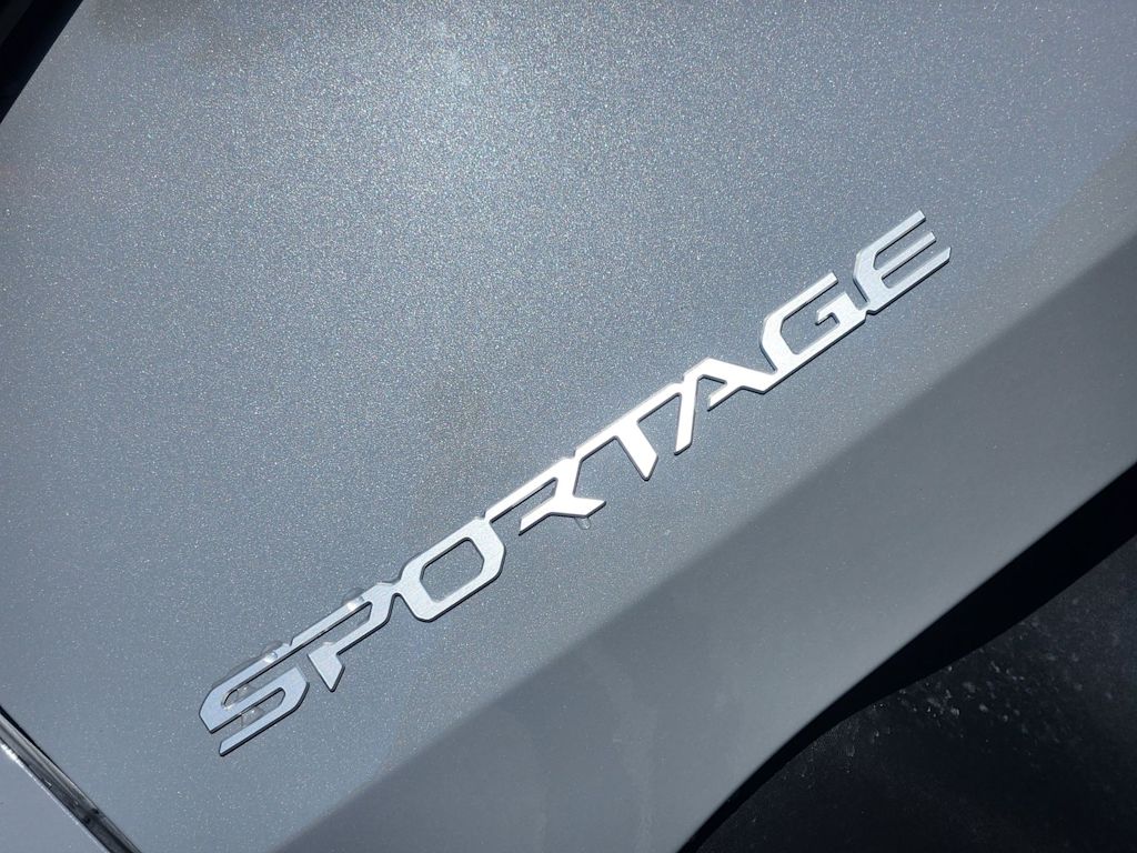Thumbnail: 2026 Kia Sportage - 5