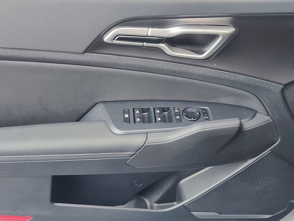 Thumbnail: 2026 Kia Sportage - 24