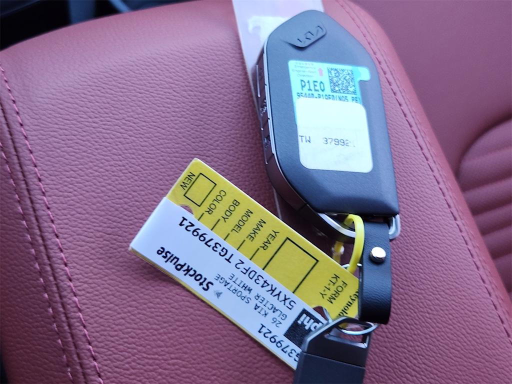 Thumbnail: 2026 Kia Sportage - 16