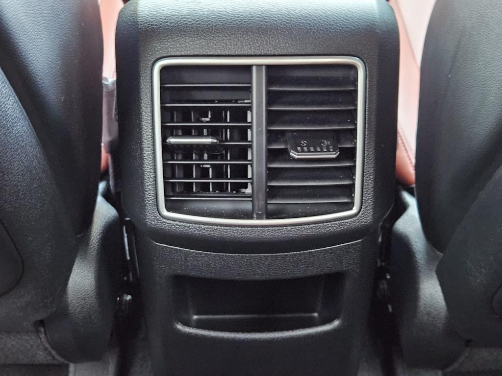 Thumbnail: 2024 Kia Sportage - 32
