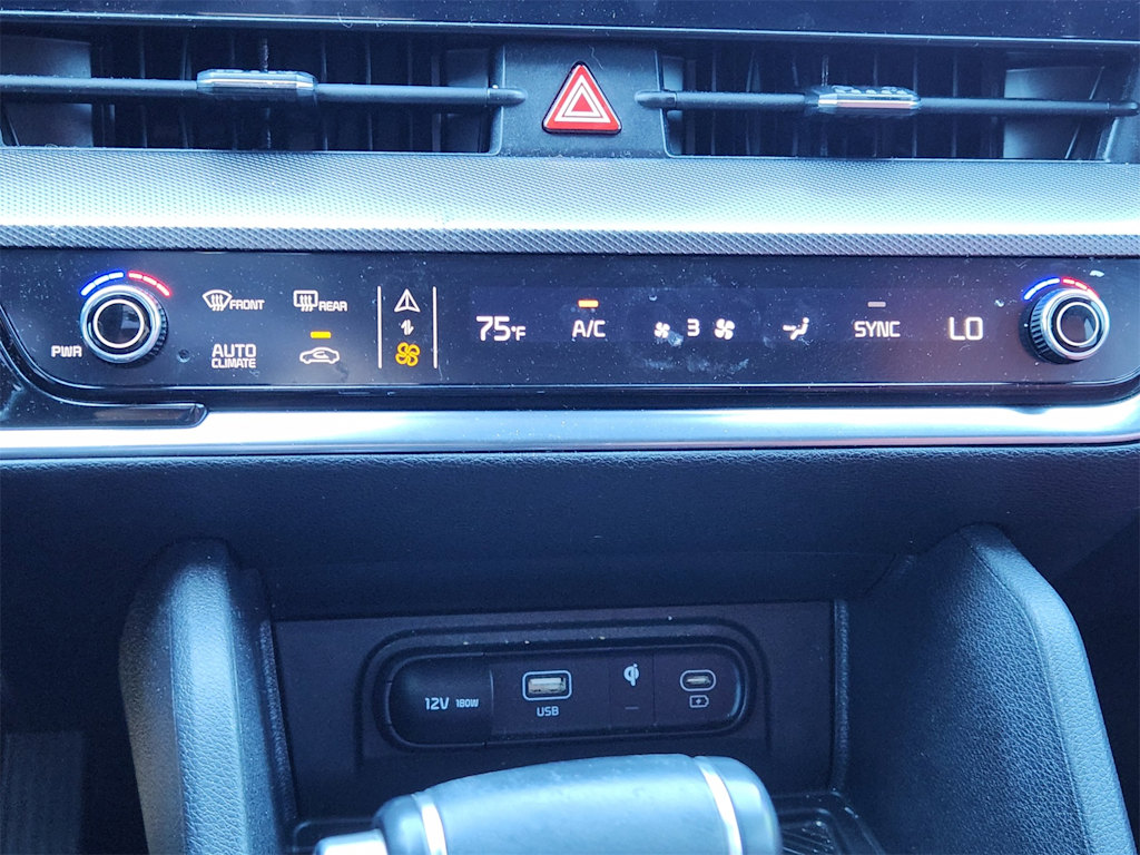 Thumbnail: 2023 Kia Sportage - 25