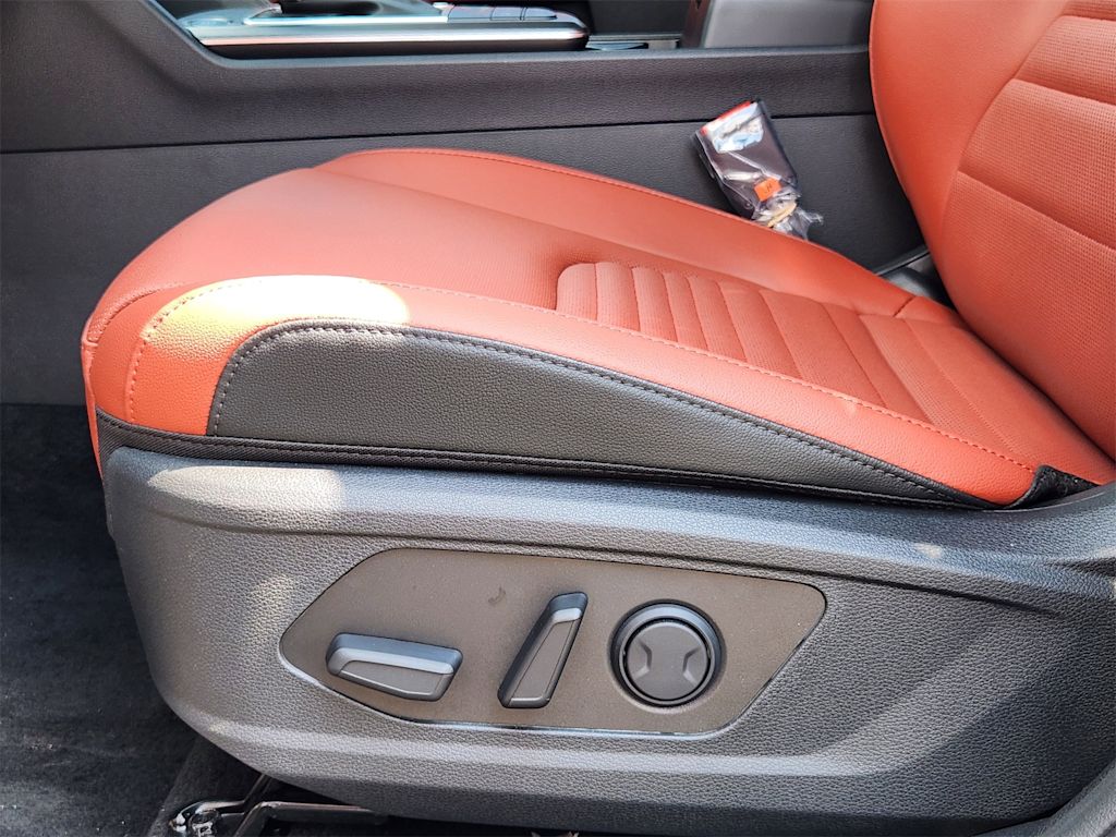 Thumbnail: 2026 Kia Sportage - 23