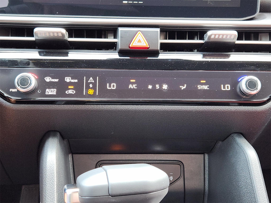 Thumbnail: 2026 Kia Sportage - 25