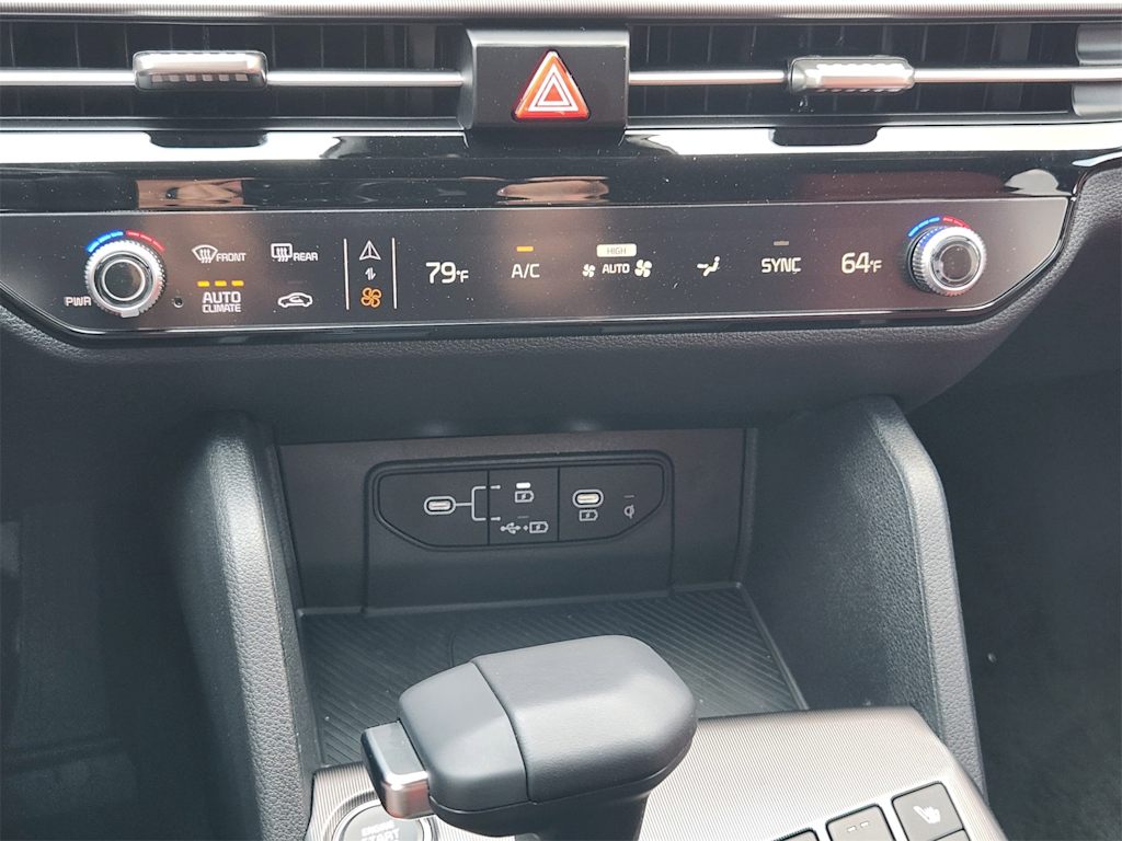 Thumbnail: 2026 Kia Sportage - 21