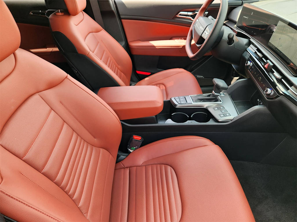 Thumbnail: 2026 Kia Sportage - 10