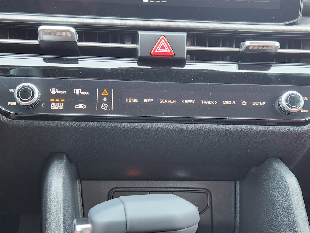 Thumbnail: 2026 Kia Sportage - 25