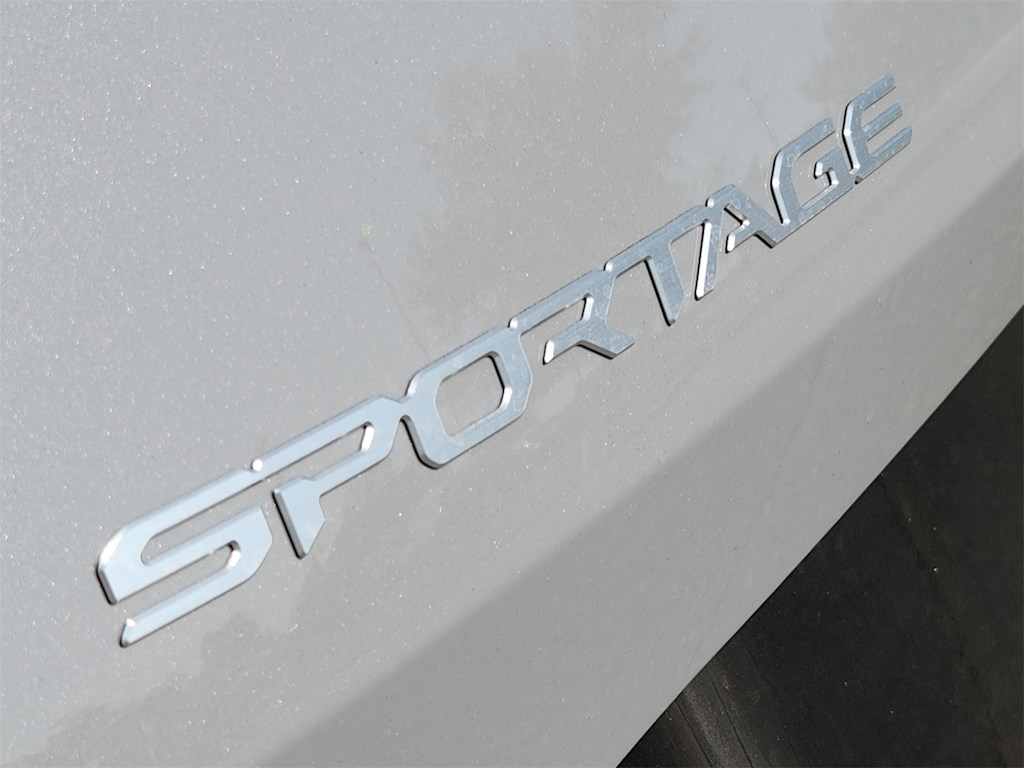 Thumbnail: 2026 Kia Sportage - 5