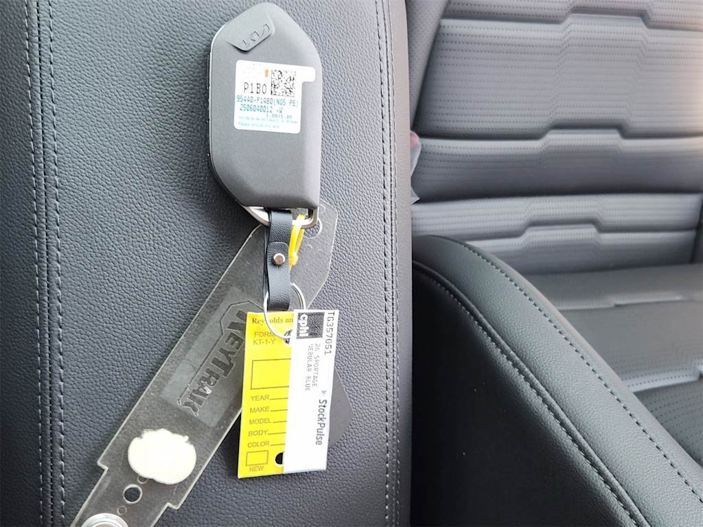 Thumbnail: 2026 Kia Sportage - 17