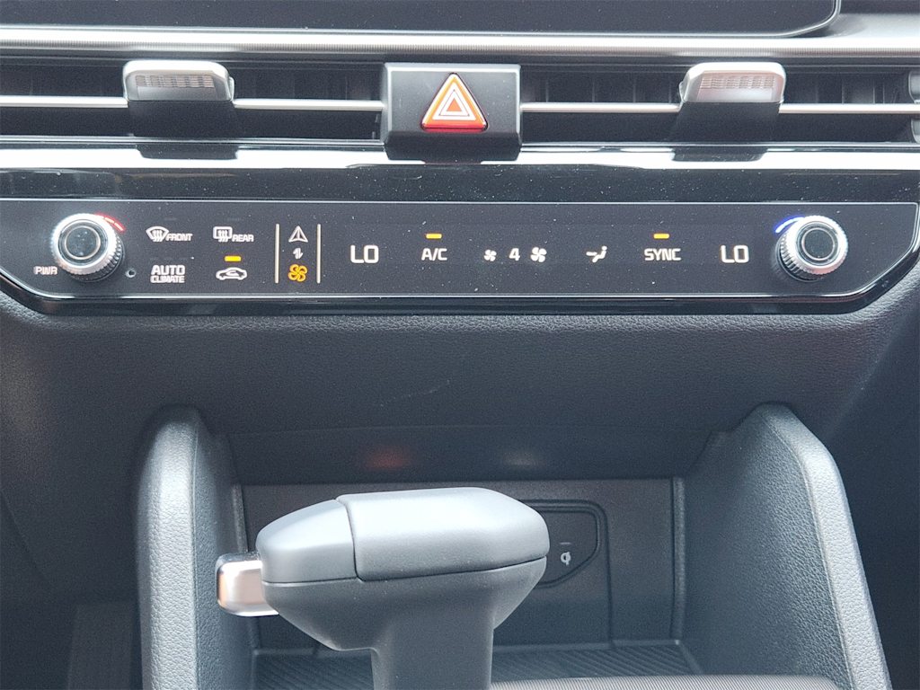 Thumbnail: 2026 Kia Sportage - 25