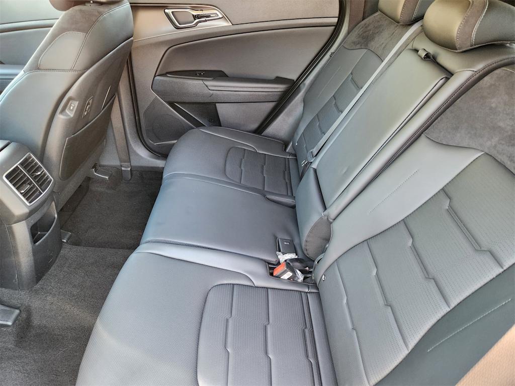 Thumbnail: 2026 Kia Sportage - 11