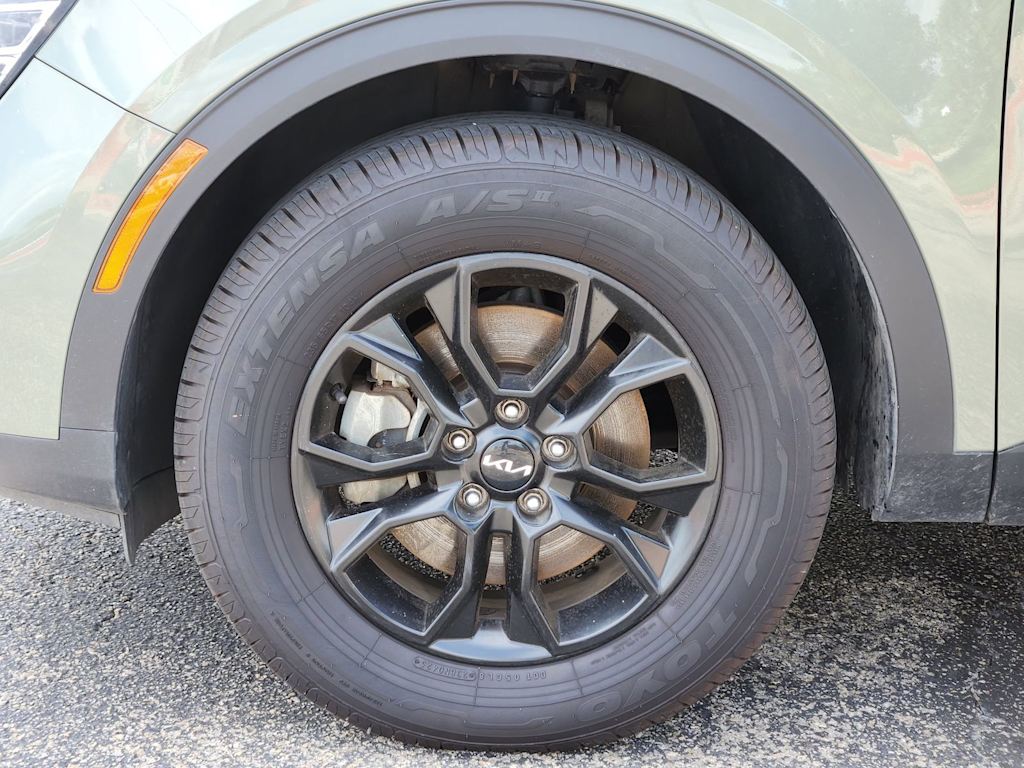 Thumbnail: 2023 Kia Sportage - 18