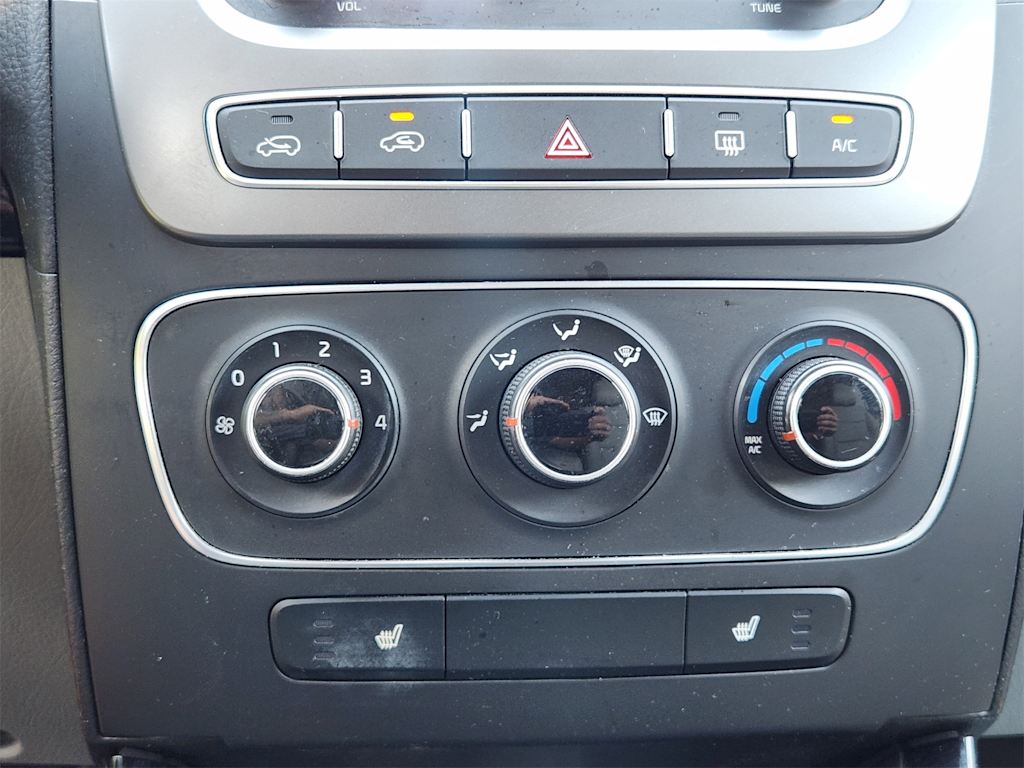 Thumbnail: 2015 Kia Sorento - 26