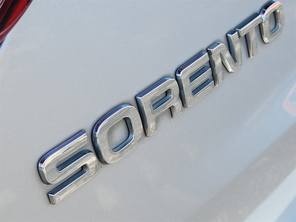 Thumbnail: 2015 Kia Sorento - 5