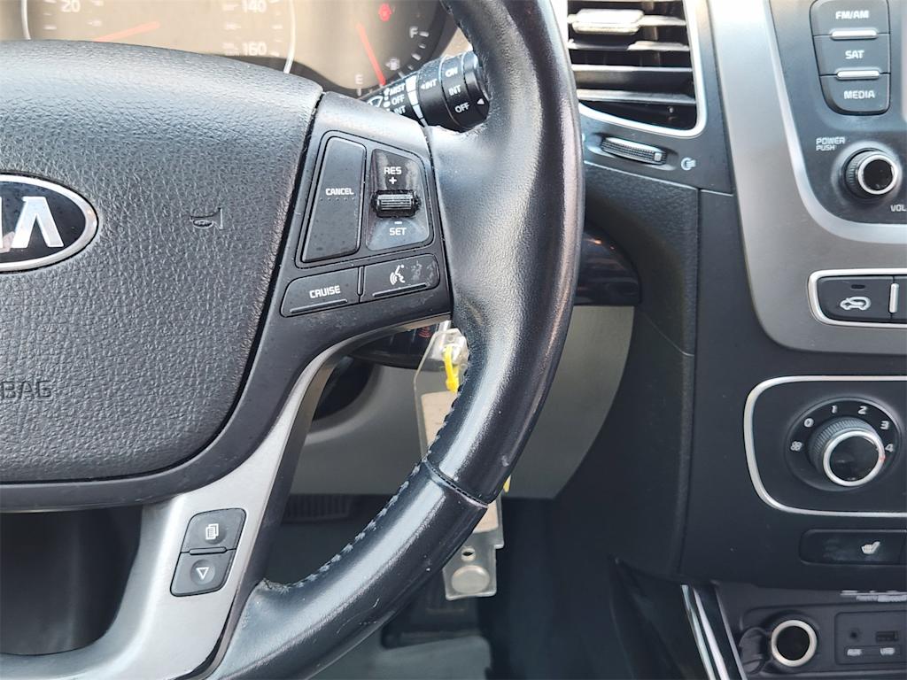 Thumbnail: 2015 Kia Sorento - 30