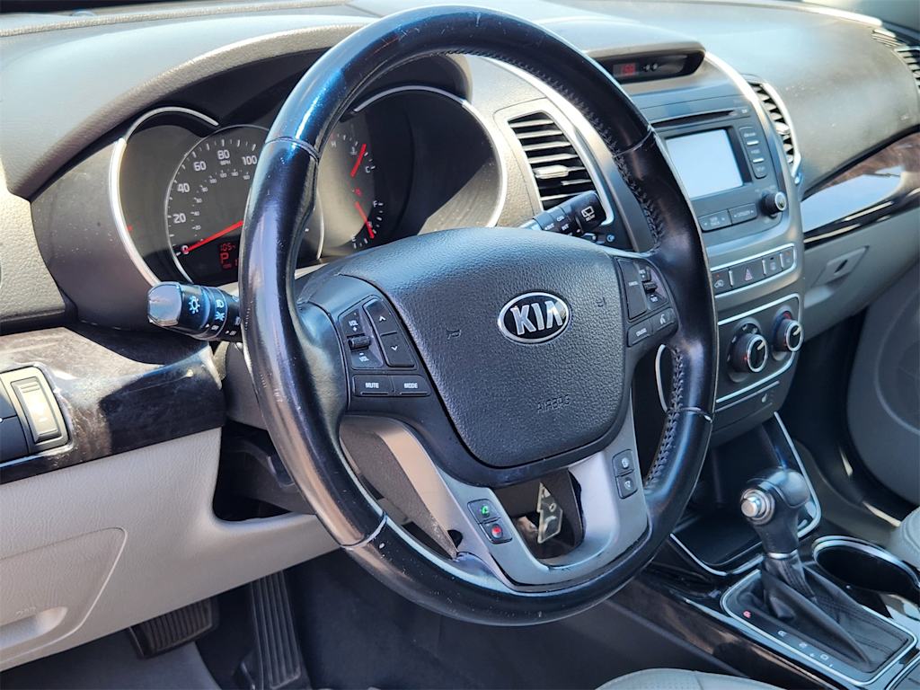 Thumbnail: 2015 Kia Sorento - 2