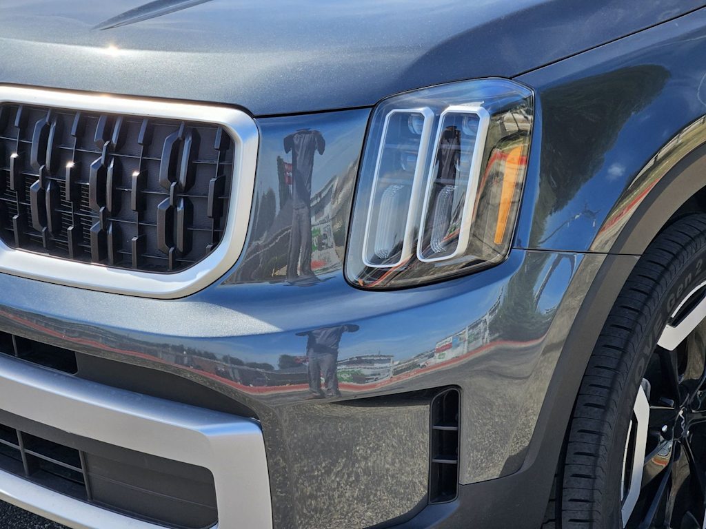 Thumbnail: 2024 Kia Telluride - 17