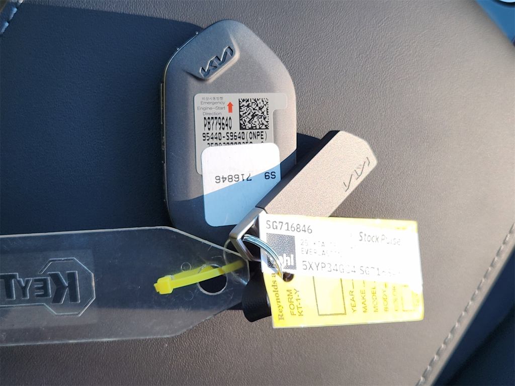 Thumbnail: 2025 Kia Telluride - 14