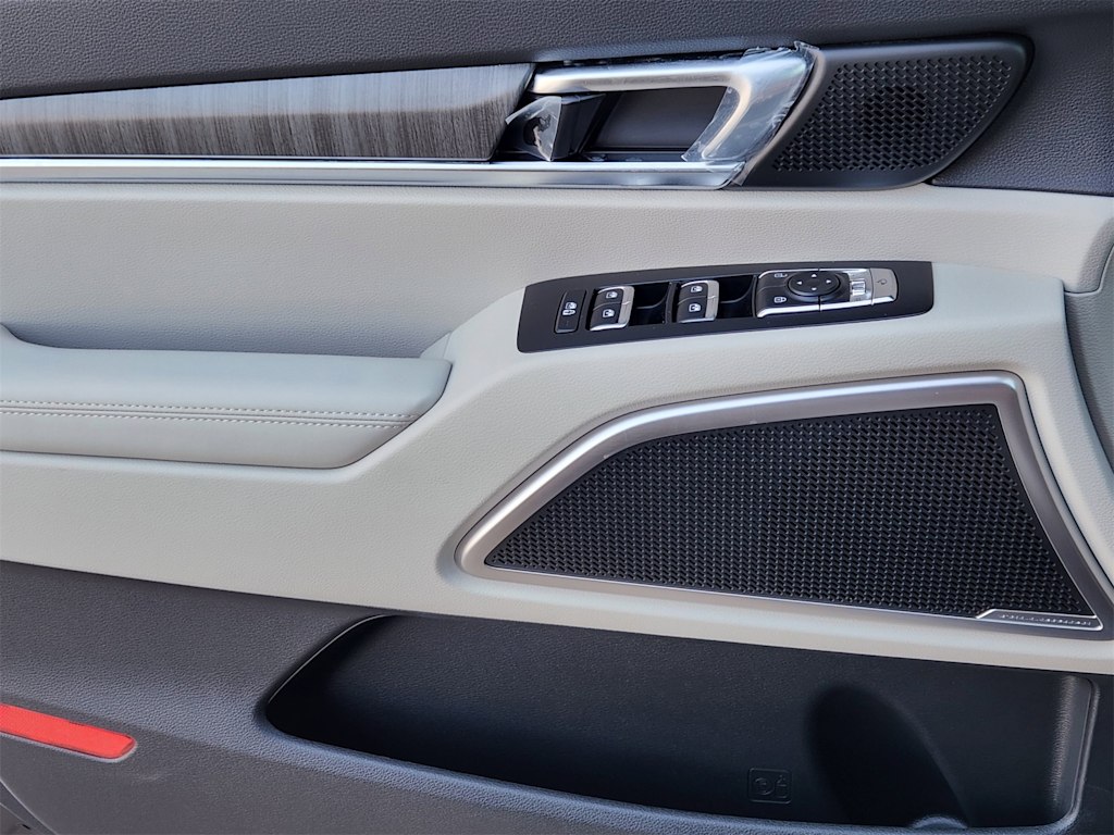 Thumbnail: 2025 Kia Telluride - 24