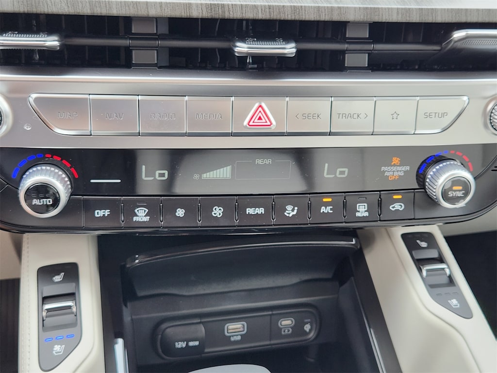 Thumbnail: 2025 Kia Telluride - 25