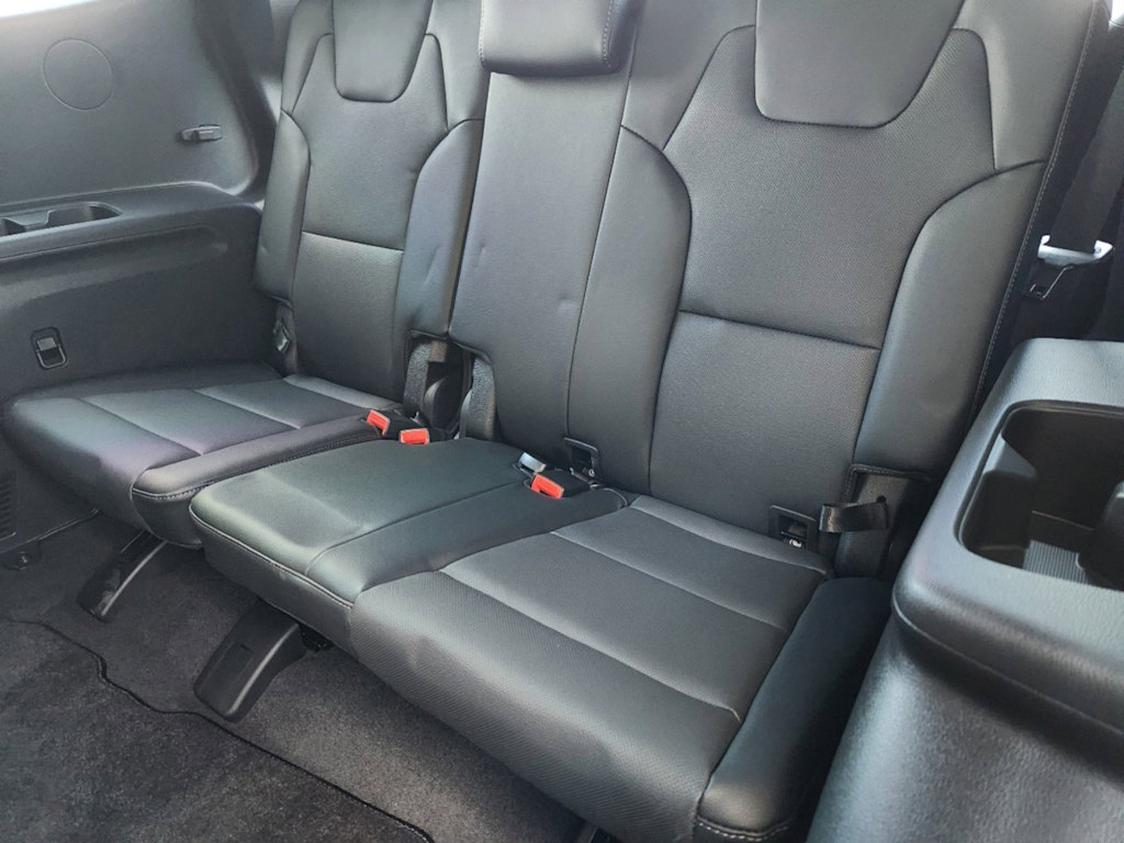 Thumbnail: 2025 Kia Telluride - 23