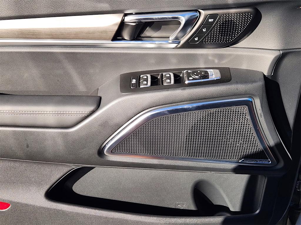 Thumbnail: 2025 Kia Telluride - 24