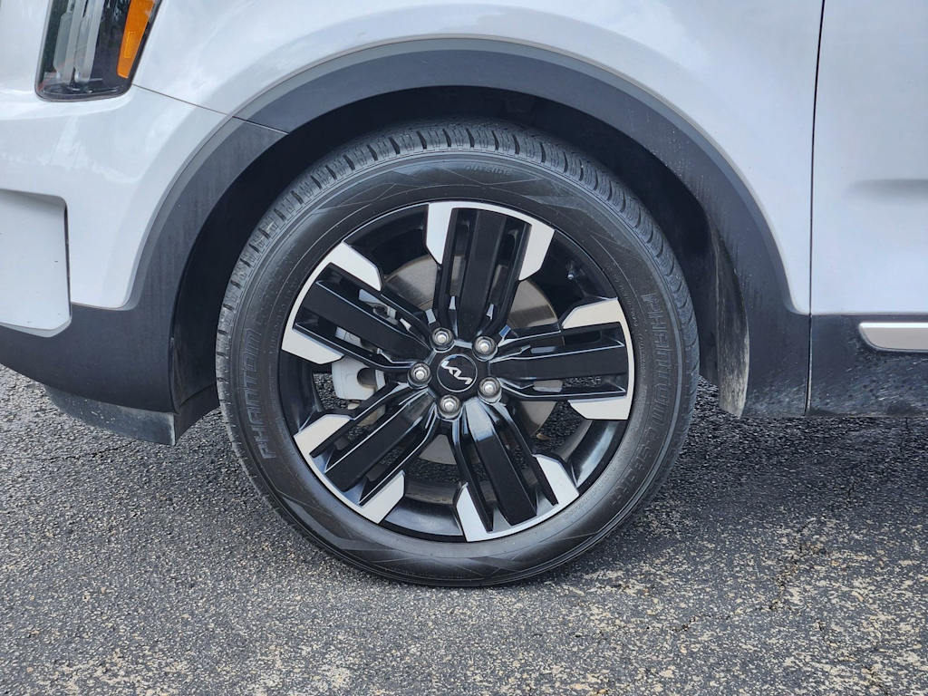 Thumbnail: 2023 Kia Telluride - 22