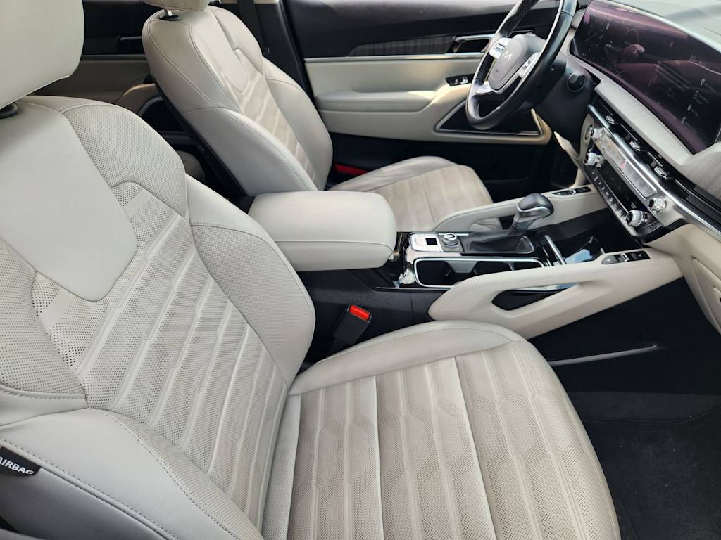 Thumbnail: 2023 Kia Telluride - 10