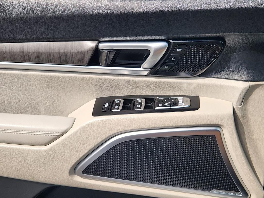 Thumbnail: 2023 Kia Telluride - 29