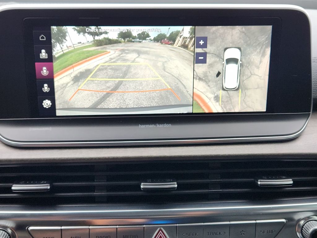 Thumbnail: 2022 Kia Telluride - 24