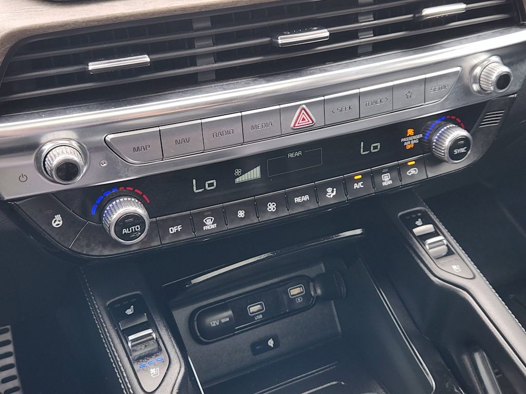 Thumbnail: 2021 Kia Telluride - 27