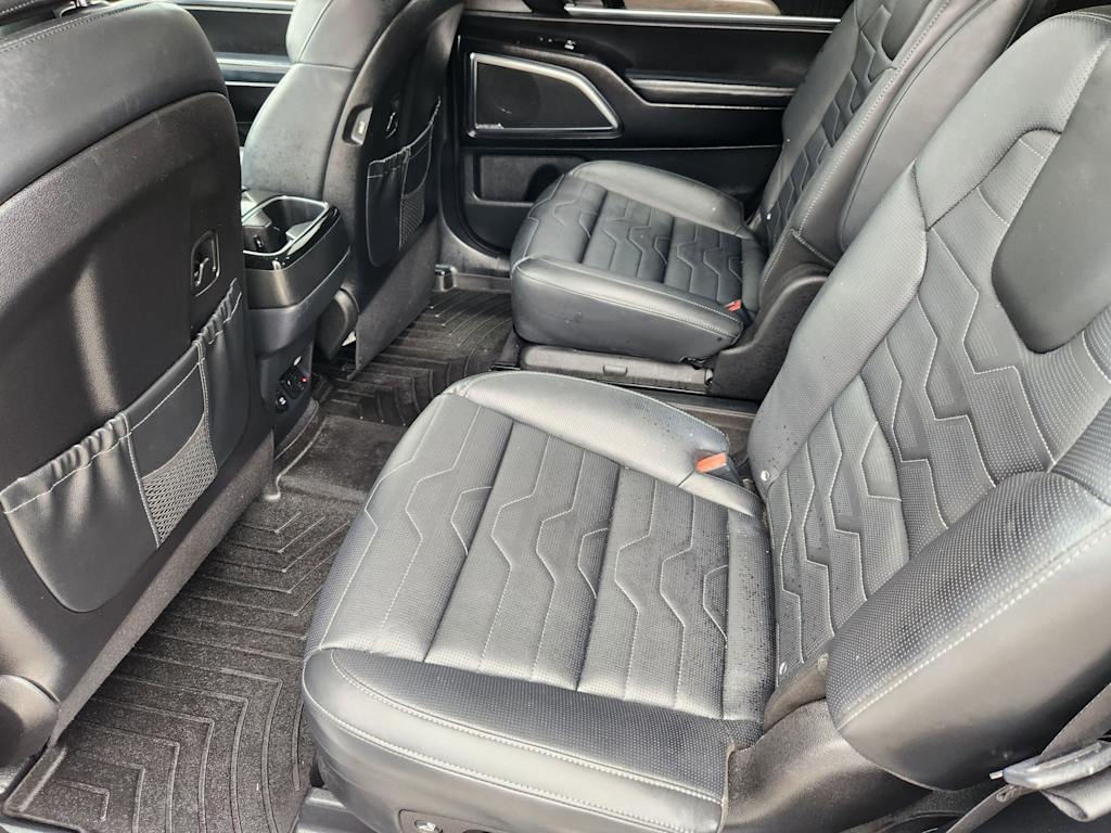 Thumbnail: 2021 Kia Telluride - 11