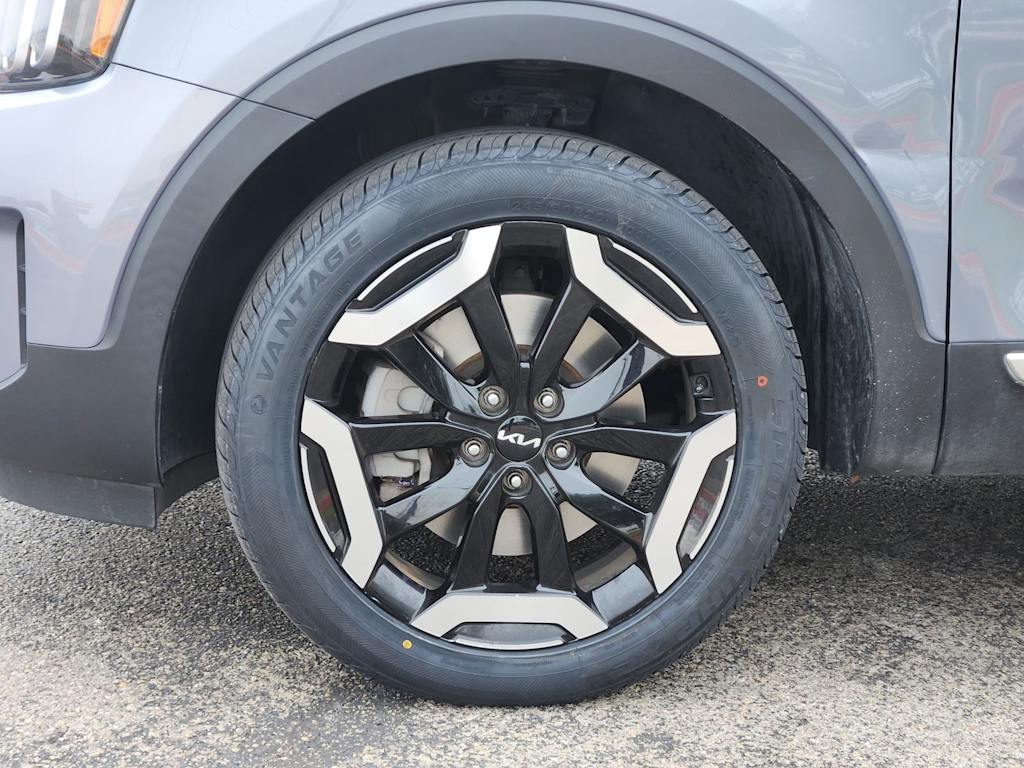 Thumbnail: 2023 Kia Telluride - 20