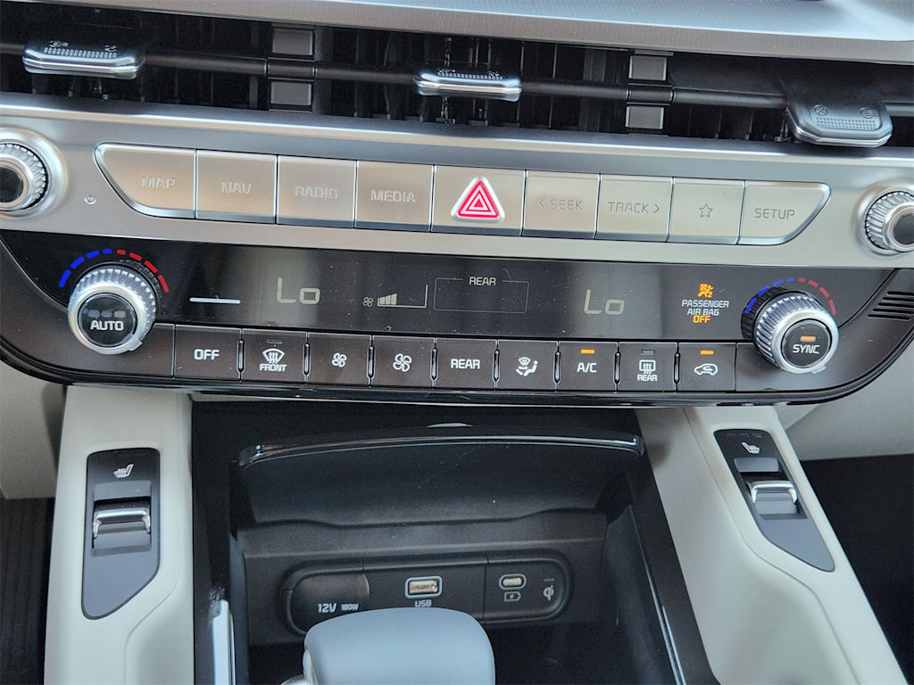 Thumbnail: 2025 Kia Telluride - 24