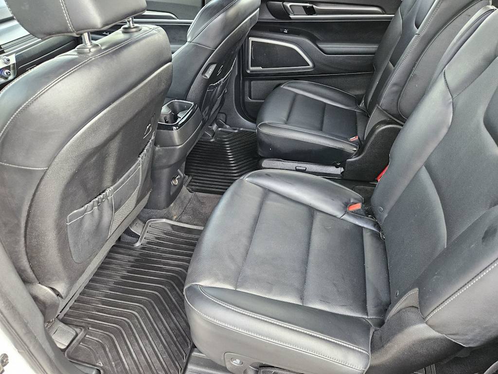 Thumbnail: 2023 Kia Telluride - 10
