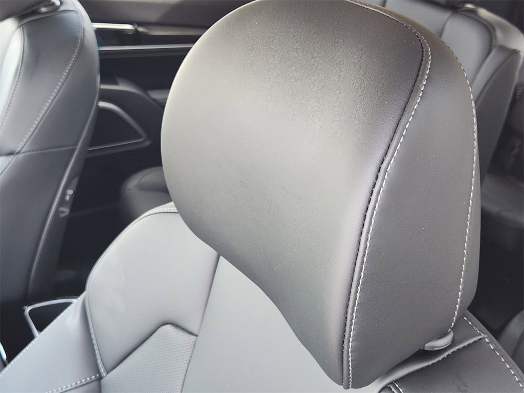 Thumbnail: 2025 Kia Telluride - 19