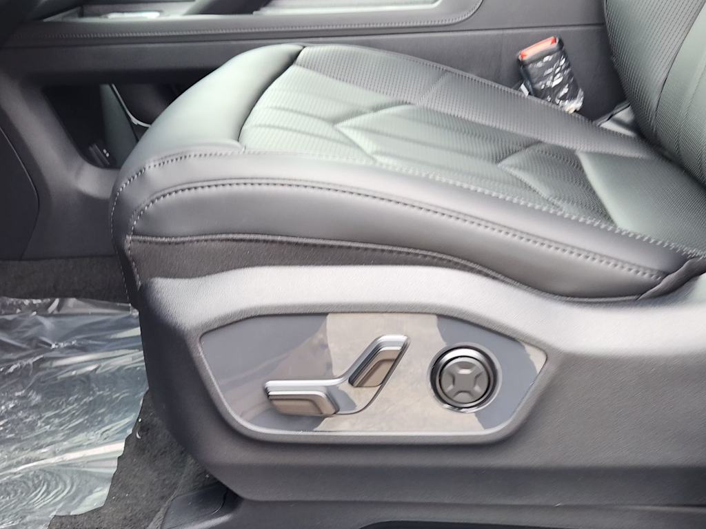 Thumbnail: 2027 Kia Telluride - 24