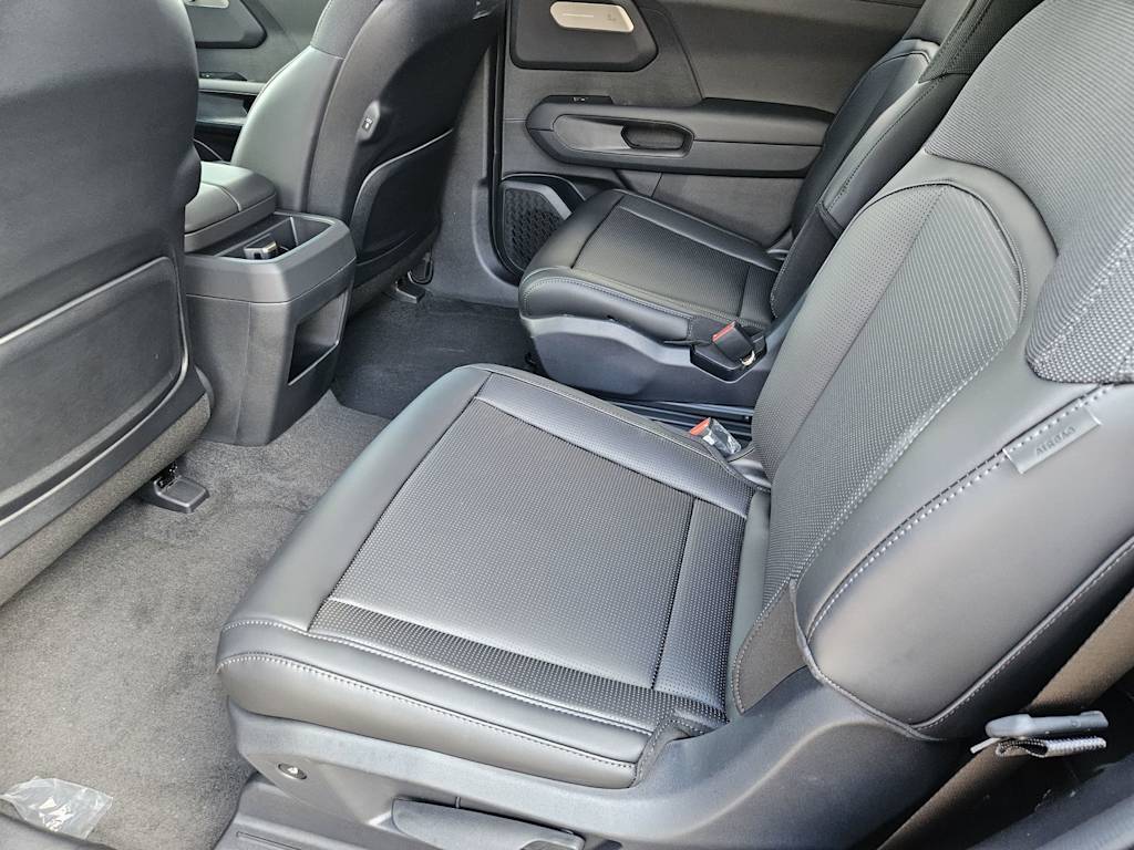 Thumbnail: 2027 Kia Telluride - 10